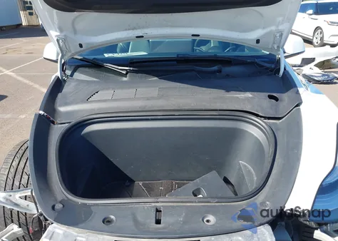 2021 Tesla Model Y Long Range Dual Motor All-Wheel Drive from USA, damaged, VIN 5YJYGDEE5MF096757